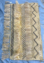 Load image into Gallery viewer, #handwoven #villagelife #islander