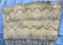 Load image into Gallery viewer, Fijian Kuta Gafigafi Tongan Ta'ovala