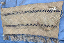 Load image into Gallery viewer, Fijian Kuta Gafigafi Tongan Ta'ovala