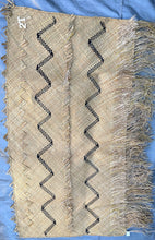 Load image into Gallery viewer, Fijian Kuta Gafigafi Tongan Ta'ovala