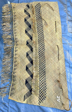 Load image into Gallery viewer, Fijian Kuta Gafigafi Tongan Ta'ovala