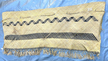 Load image into Gallery viewer, Fijian Kuta Gafigafi Tongan Ta'ovala