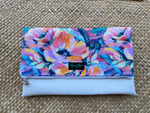 Load image into Gallery viewer, Clutch Purse-Assorted Colors