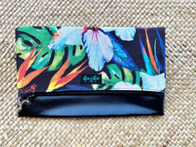 Load image into Gallery viewer, Clutch Purse-Assorted Colors