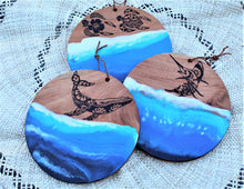 Load image into Gallery viewer, Circular Reef, Wood Burned Platter; Ocean Turtles (Vonu) & Flower