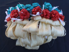 Load image into Gallery viewer, Traditional Island Garland Red/Teal/Beige