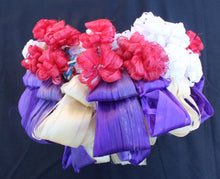 Load image into Gallery viewer, Traditional Island Garland Pink White/Purple Beige