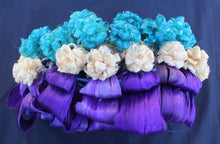 Load image into Gallery viewer, Traditional Island Garland Teal/Beige Purple