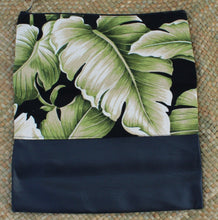 Load image into Gallery viewer, Clutch Purse Black Tropical