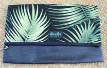 Load image into Gallery viewer, Clutch Purse Black Tropical Palm