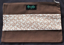Load image into Gallery viewer, Cosmetic Essential Bag Brown Mat