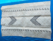 Load image into Gallery viewer, #thicklywoven #islandmats #durable #fiji