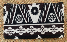 Load image into Gallery viewer, Makeup Travel Pouch Tapa Print