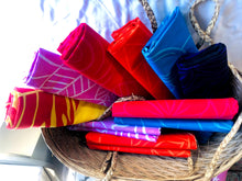 Load image into Gallery viewer, Cotton Sarong (sulu/ie lavalava) Black/Red