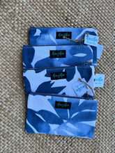 Load image into Gallery viewer, Makeup/Travel purse