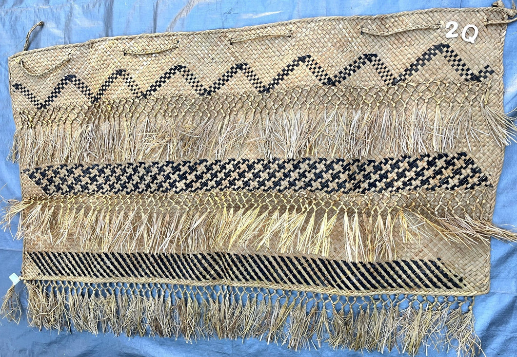 #kutaweaves #intricate #islandstyle