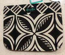 Load image into Gallery viewer, Accessory Bag Tribal Print
