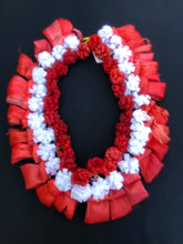 Load image into Gallery viewer, Traditional Island Garland Red/White
